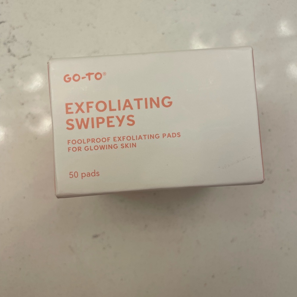 New in box Never opened GO-TO exfoliating pads